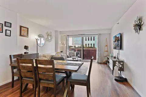 121 Washington Ave S #305, Minneapolis, MN 55401