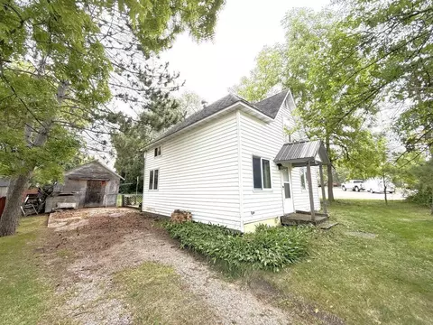 Exterior - 209 E Oak Ave, Frazee, MN 56544 photo 7 of 11