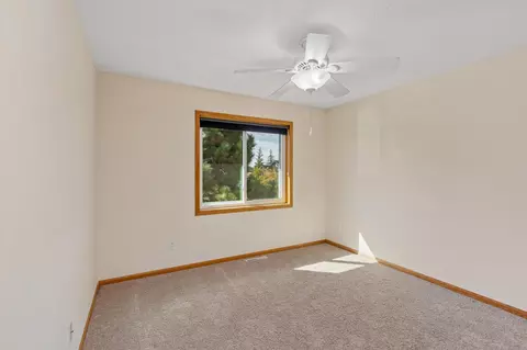 Bedroom - 1783 Talon Trl, Eagan, MN 55122 photo 4 of 6