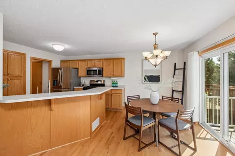 Dining - 1783 Talon Trl, Eagan, MN 55122 photo 2 of 3