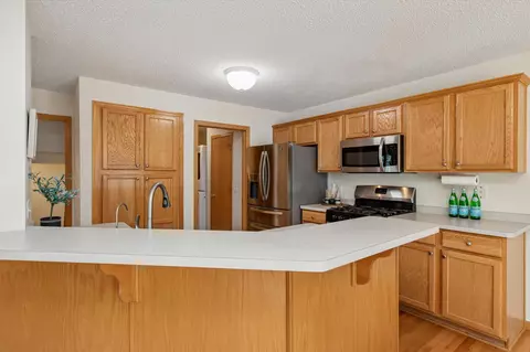 Kitchen - 1783 Talon Trl, Eagan, MN 55122 photo 3 of 3