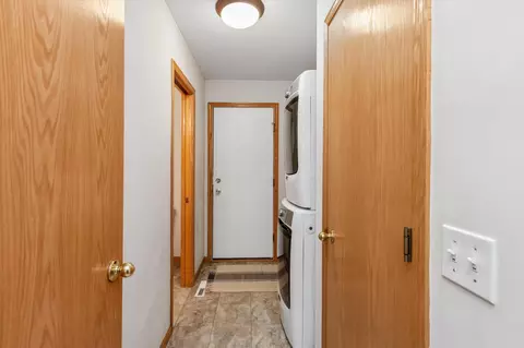 Entry Way - 1783 Talon Trl, Eagan, MN 55122 photo 3 of 6