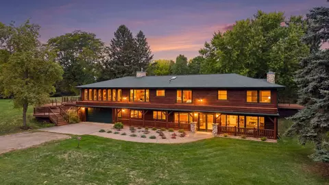 713 Terrier Ln #A, Somerset, WI 54025