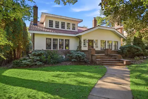 2409 W 22nd St, Minneapolis, MN 55405