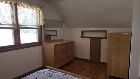 Bedroom - 207 E Lyon St, Marshall, MN 56258 photo 5 of 7