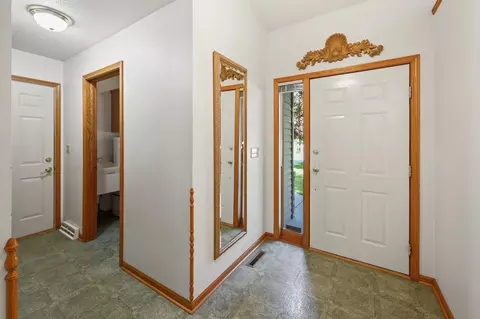 Entry Way - 24825 22nd Ave, Saint Augusta, MN 56301 photo 1 of 3