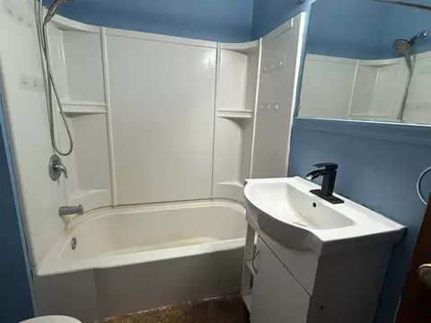 Bath - 829 Prospect Ave, Windom, MN 56101 photo 2 of 2