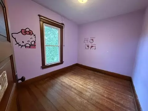 Bedroom - 829 Prospect Ave, Windom, MN 56101 photo 3 of 8