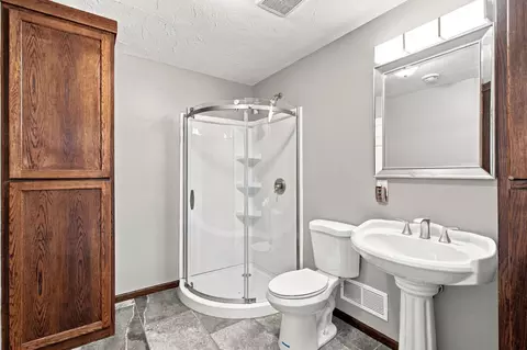 Bath - 822 Deer Path, Montgomery, MN 56069 photo 3 of 4
