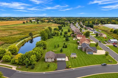 View/Area - 822 Deer Path, Montgomery, MN 56069 photo 3 of 10