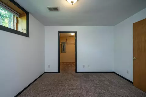 Bedroom - 6962 County Road 127, Brainerd, MN 56401 photo 4 of 6