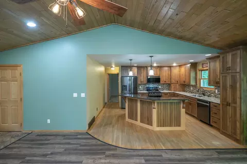 Kitchen - 6962 County Road 127, Brainerd, MN 56401 photo 1 of 6