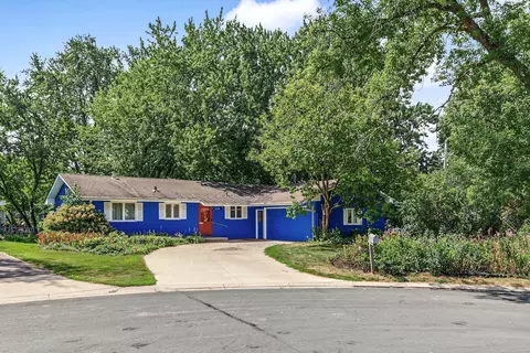 4738 Decatur Pl N, New Hope, MN 55428
