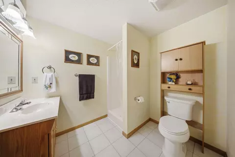 Bath - 540 5th Ave, Baldwin, WI 54002 photo 6 of 6