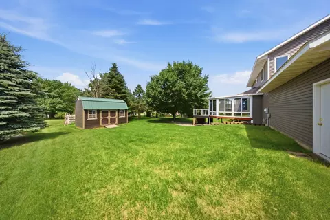 Exterior - 540 5th Ave, Baldwin, WI 54002 photo 6 of 10