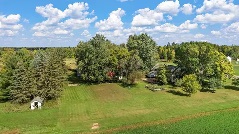 Exterior - 15643 100th Ave, Milaca, MN 56353 photo 24 of 25