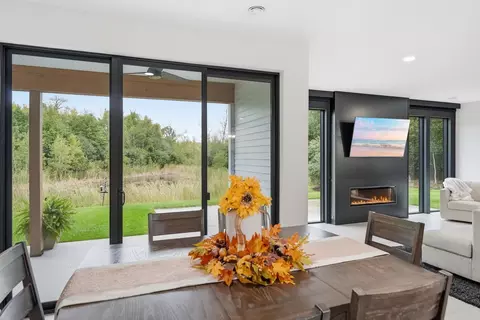 Dining - 2417 34th St S, Saint Cloud, MN 56301 photo 3 of 3