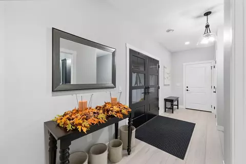 Entry Way - 2417 34th St S, Saint Cloud, MN 56301 photo 3 of 3