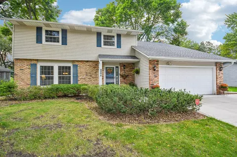 800 Nightingale Blvd, Stillwater, MN 55082