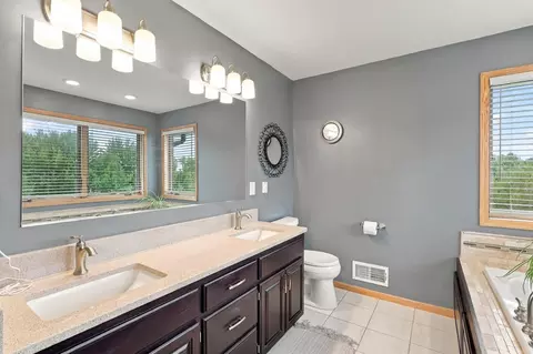 Bath - 22580 Baseline Blvd, Jordan, MN 55352 photo 2 of 5