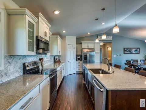 Kitchen - 44243 325th Ave, Laporte, MN 56461 photo 3 of 5