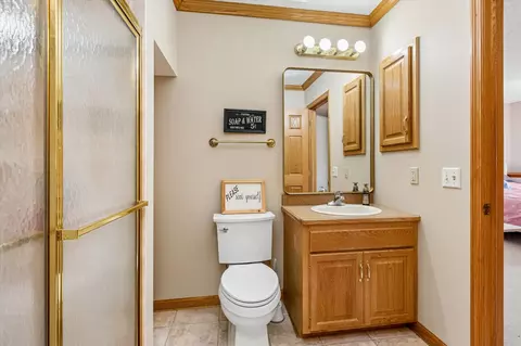 Bath - 3012 Highpointe Curv, Roseville, MN 55113 photo 3 of 3