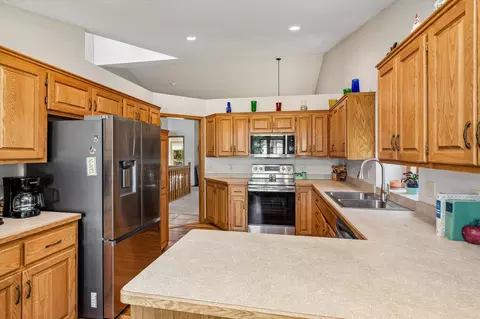 Kitchen - 3012 Highpointe Curv, Roseville, MN 55113 photo 2 of 3