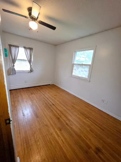 Bedroom - 1518 6th St SW, Faribault, MN 55021 photo 8 of 8