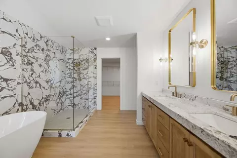 Bath - 3105 Archer Pl S, Fargo, ND 58104 photo 2 of 8