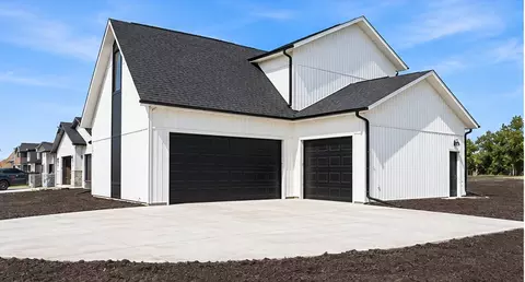 Exterior - 3105 Archer Pl S, Fargo, ND 58104 photo 2 of 2