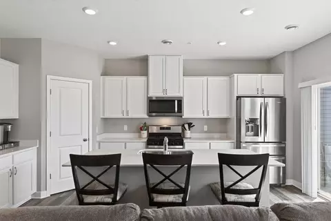 12536 Guadalcanal Cir NE #E, Blaine, MN 55449