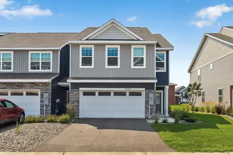 12536 Guadalcanal Cir NE #E, Blaine, MN 55449