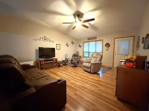 Living - 140 Orchard Manor Dr SE, Plainview, MN 55964 photo 1 of 3