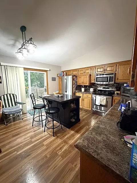 Kitchen - 140 Orchard Manor Dr SE, Plainview, MN 55964 photo 1 of 2