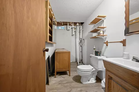 Bath - 17487 Dewes Rd, Brainerd, MN 56401 photo 3 of 3