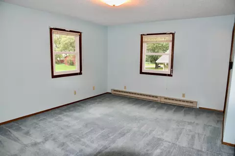 Bedroom - 939 6th St, Ocheyedan, IA 51354 photo 1 of 10