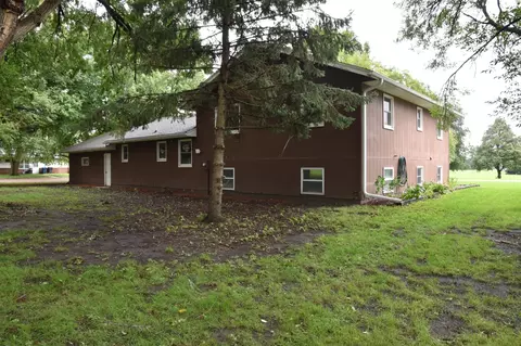 Exterior - 939 6th St, Ocheyedan, IA 51354 photo 4 of 4