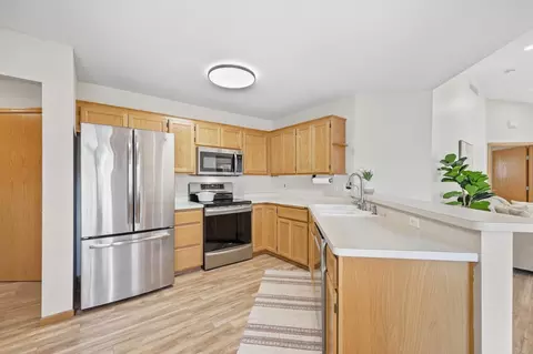 Kitchen - 9412 Eagle Ct, Monticello, MN 55362 photo 1 of 5