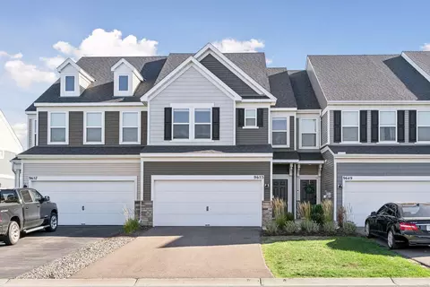 9653 4th Street Ln N, Lake Elmo, MN 55042