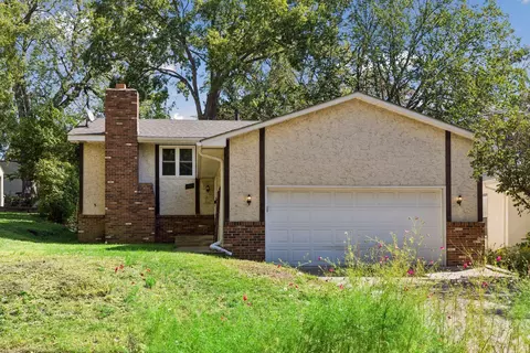 2215 Lincoln St NE, Minneapolis, MN 55418