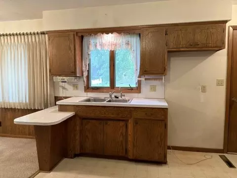 Kitchen - 1421 12th Ave, Windom, MN 56101 photo 2 of 3