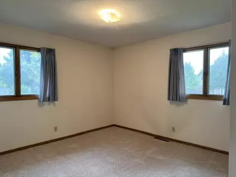 Bedroom - 1421 12th Ave, Windom, MN 56101 photo 1 of 4