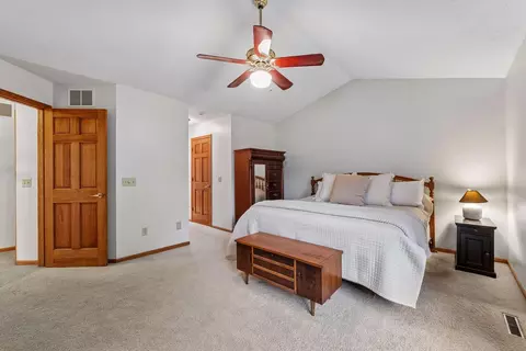 Bedroom - 26145 Oak Leaf Trl, Shorewood, MN 55331 photo 1 of 4