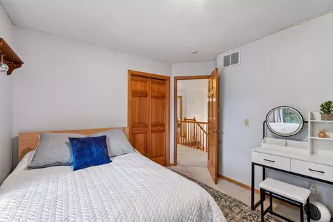 Bedroom - 26145 Oak Leaf Trl, Shorewood, MN 55331 photo 2 of 4