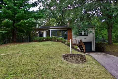 3115 Kyle Ave N, Golden Valley, MN 55422