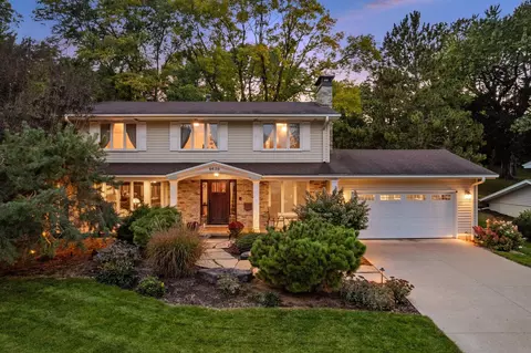 6620 Hillside Ln, Edina, MN 55439