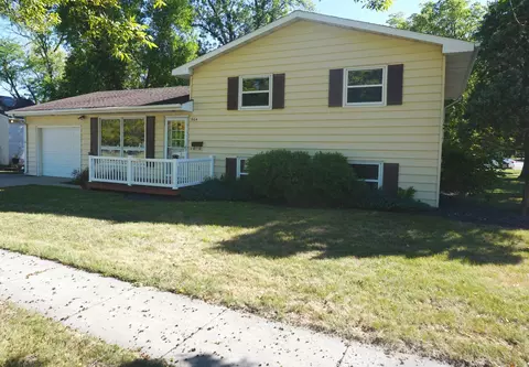 504 11th St N, Breckenridge, MN 56520