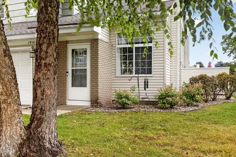 Exterior - 1916 Glenfield Ct #8, Eagan, MN 55122 photo 2 of 4