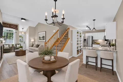 Dining - 1916 Glenfield Ct #8, Eagan, MN 55122 photo 3 of 3