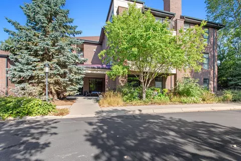851 River Mews Ct #105, Minneapolis, MN 55414